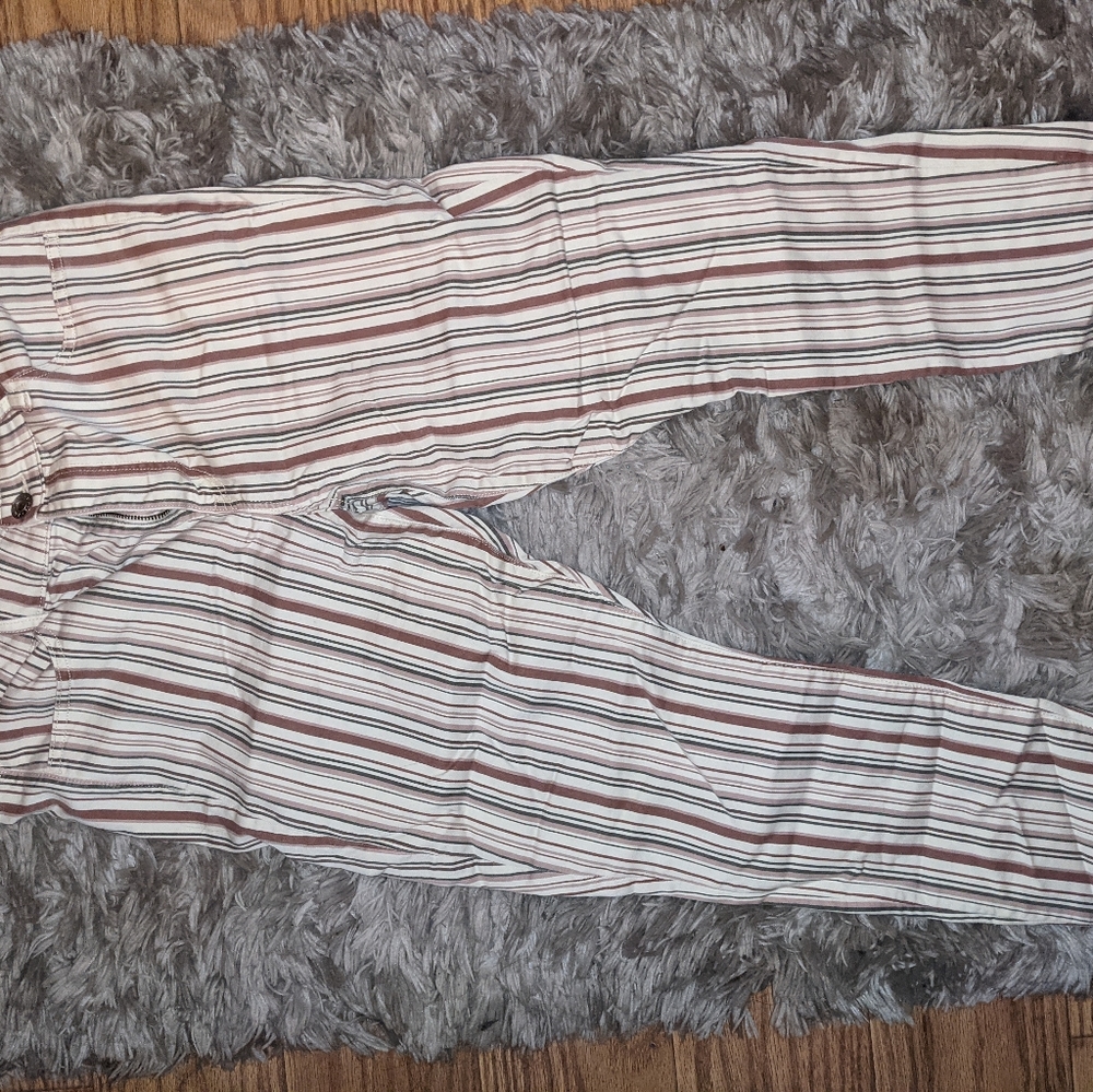 American Eagle Stripped Skinny Jeans